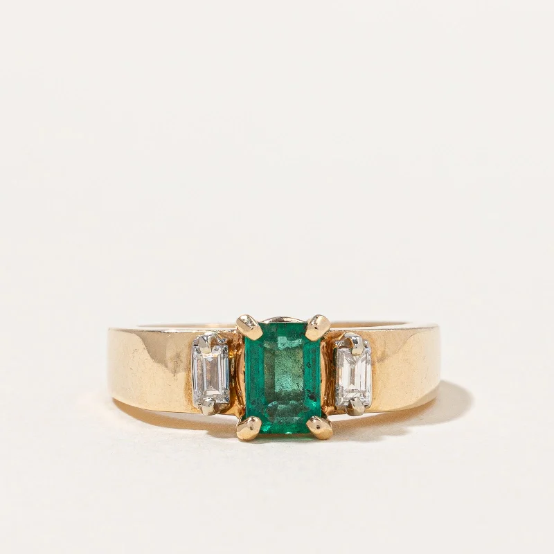 Emerald & Diamond Ring | 0.50ct, 0.14ctw | SZ 4 |