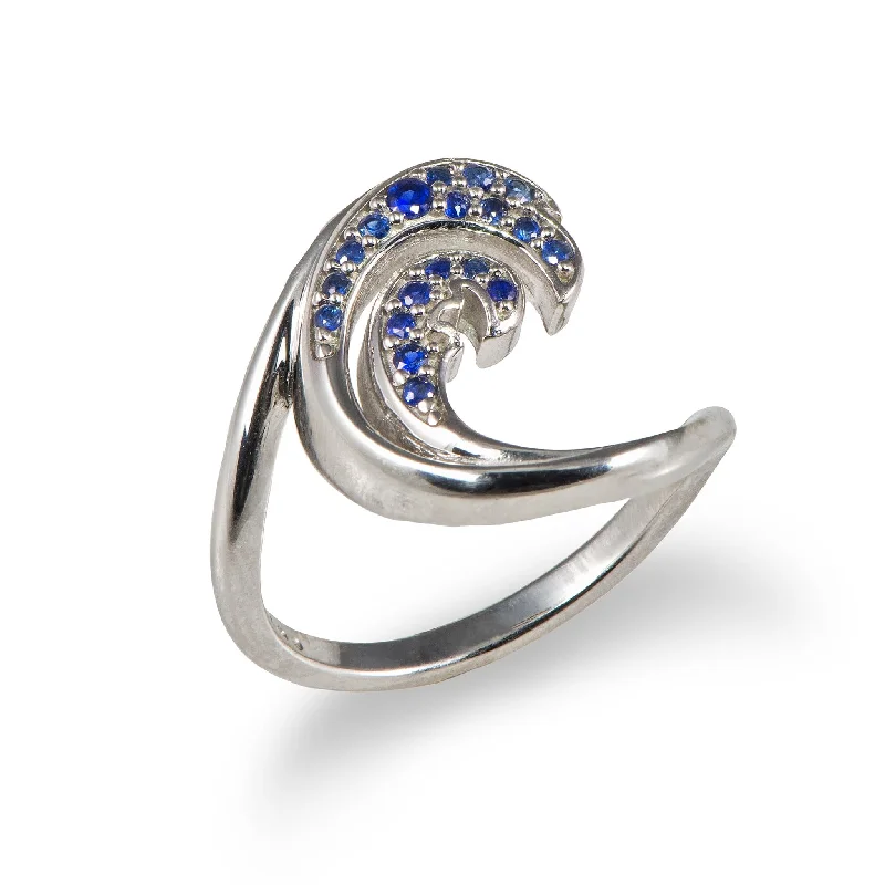 Nalu Ring in White Gold with Blue Sapphires - 15mm