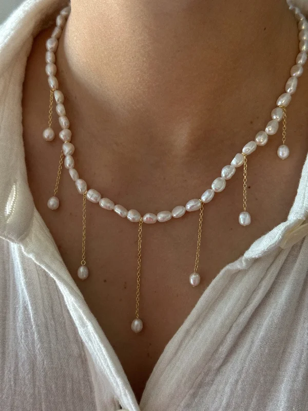 PEARL & CHAIN NECKLACE