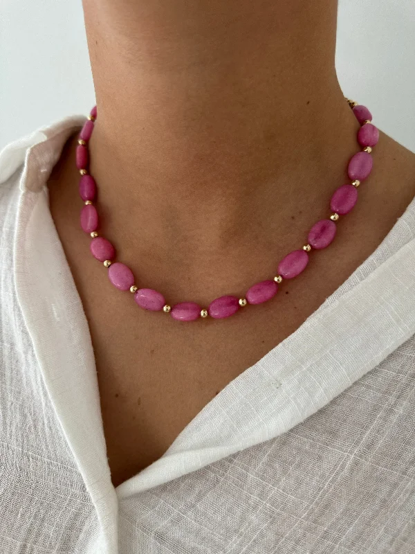 PINK BEADED NECKLACE