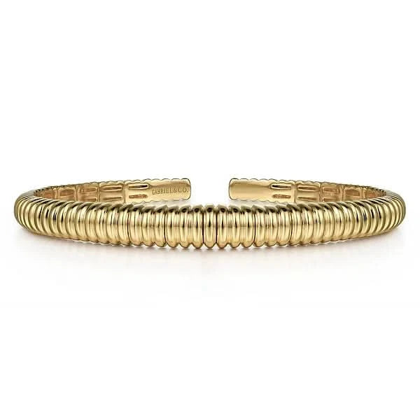 Gabriel & Co. Shrimp Open Bangle