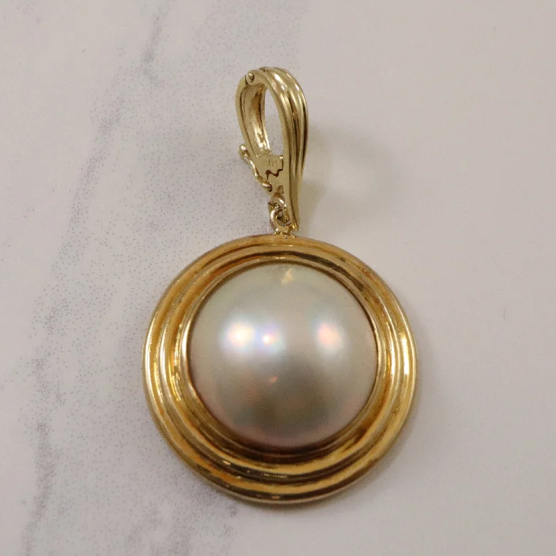 Bezel Set Mabe Pearl Pendant | 20.00ct |