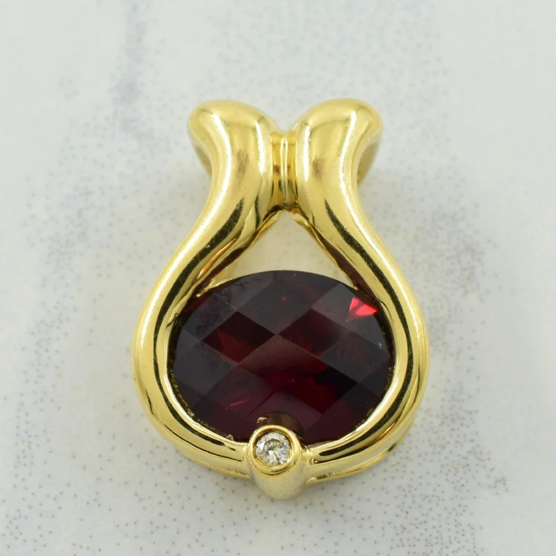 Garnet & Diamond Pendant | 2.20ct, 0.01ct |