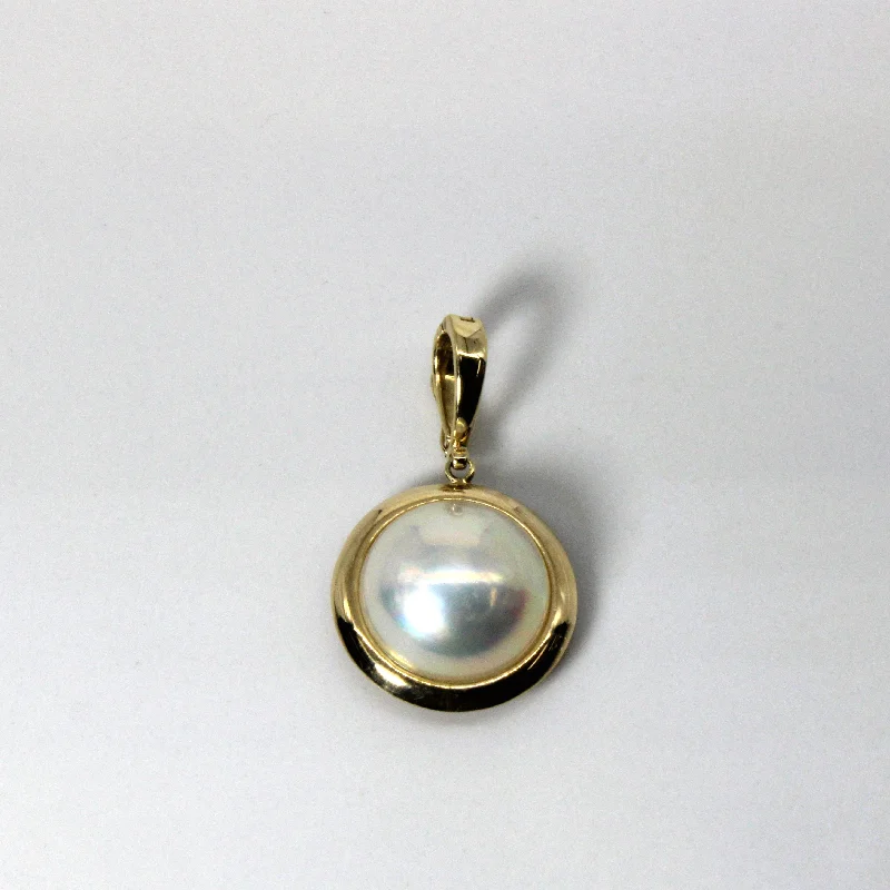 Mabe Pearl Pendant